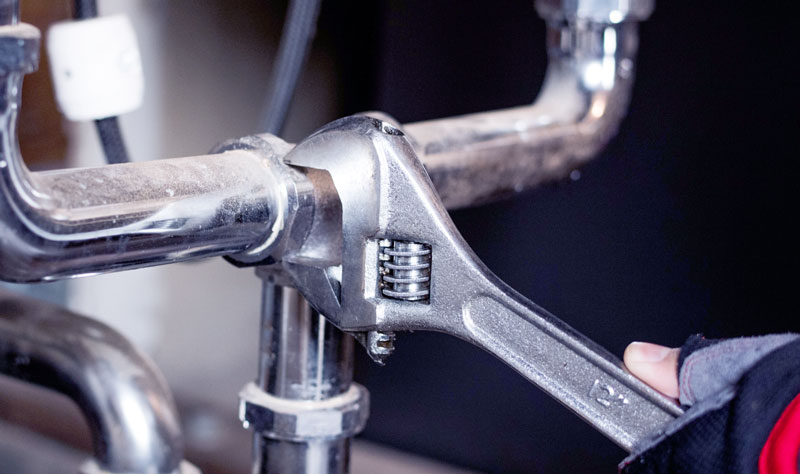 The (4) Signs You’re In A Plumbing Emergency And (What To Do Next)
